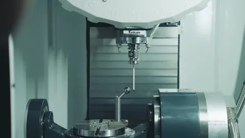 5-axis-cnc-machine-manufacturing-benefits.jpg 5-axis-cnc-machine-manufacturing-benefits.jpg