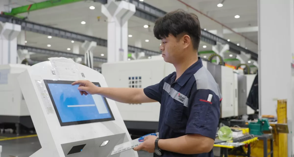 real-time-data-collection-cnc-shop-floor-digitalization.jpg real-time-data-collection-cnc-shop-floor-digitalization.jpg
